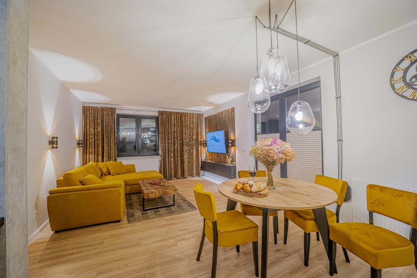 Apartament W Cieplicach Platinium Jelení Hora Exteriér fotografie